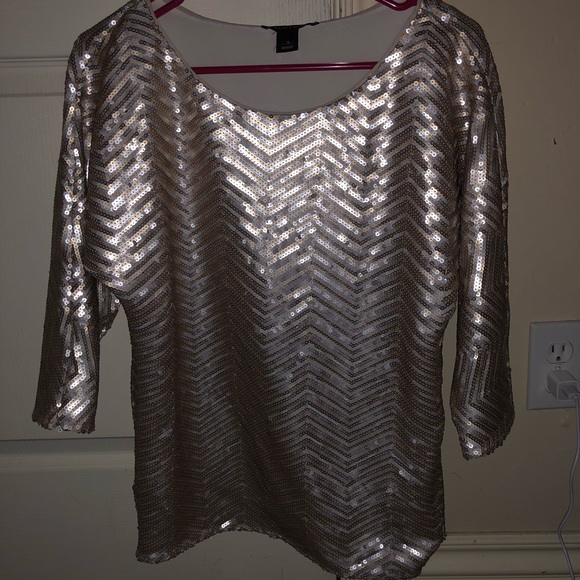 Sequined Chevron Top - Picture 2 of 3